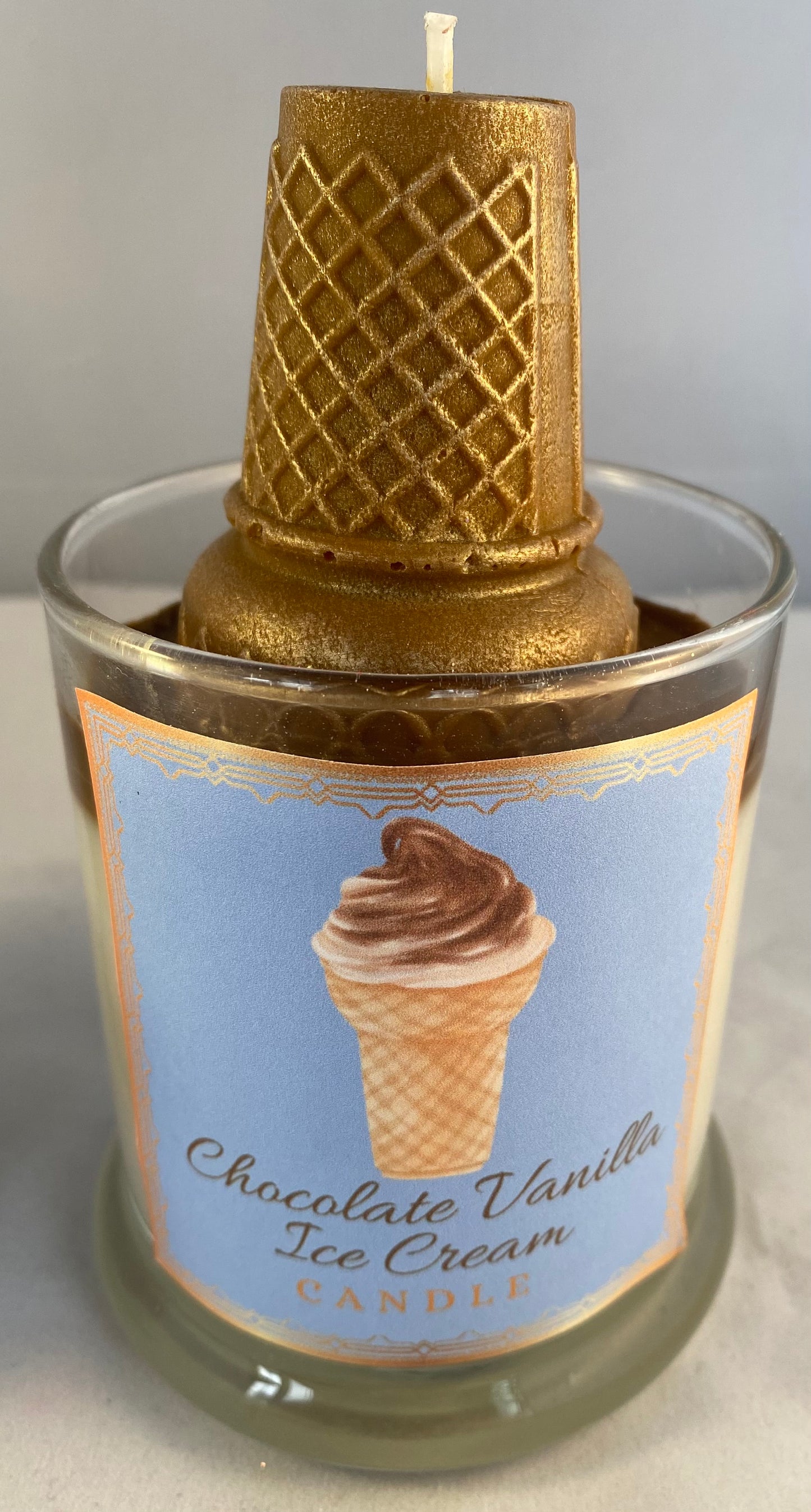 Chocolate Vanilla Ice Cream Candle